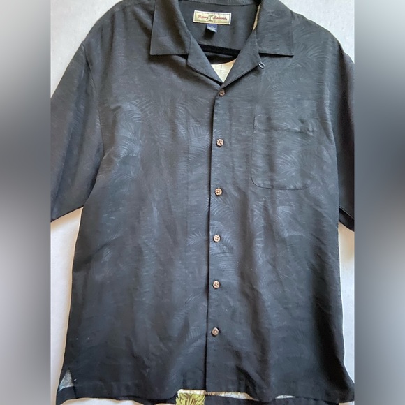 Tommy Bahama black tropical leaves mural silk short sleeve button up shirt Sz M - Picture 3 of 10
